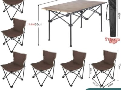 Foldable camping chairs and table