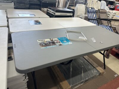 Long Table quality (lifetime brand)